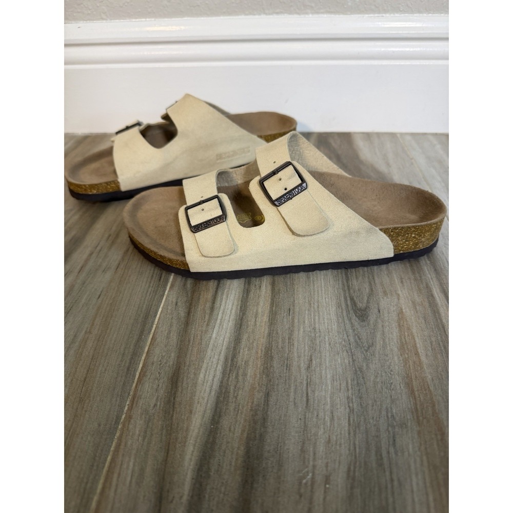 Birkenstock Arizona Women's Size 39 / 8 US Tan Beige Suede Leather Minimalist